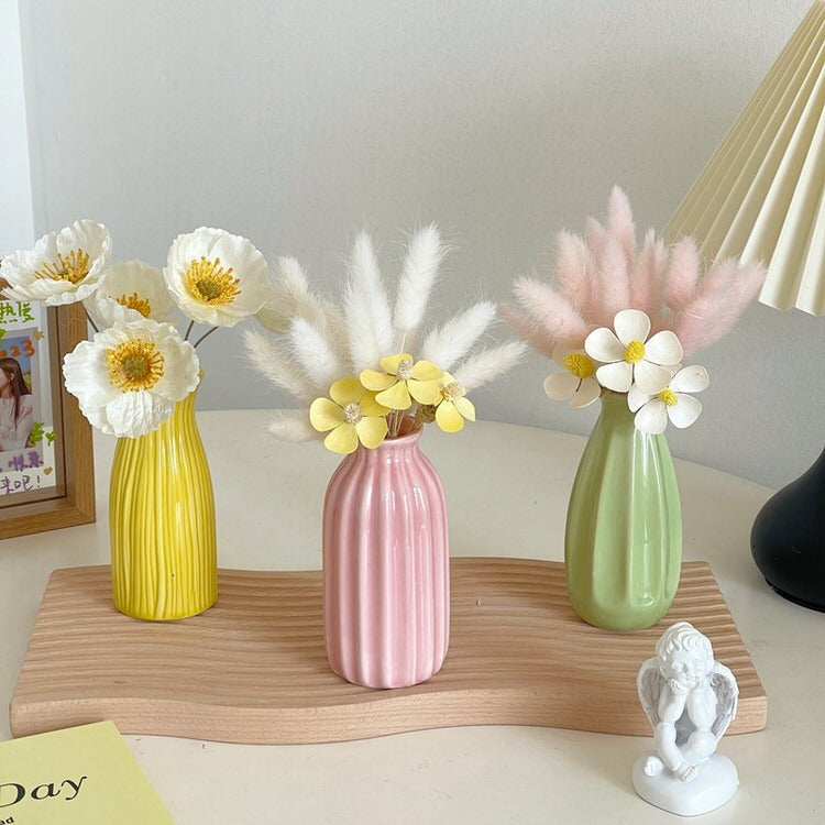 Keramiskt blomvas minimalistisk design