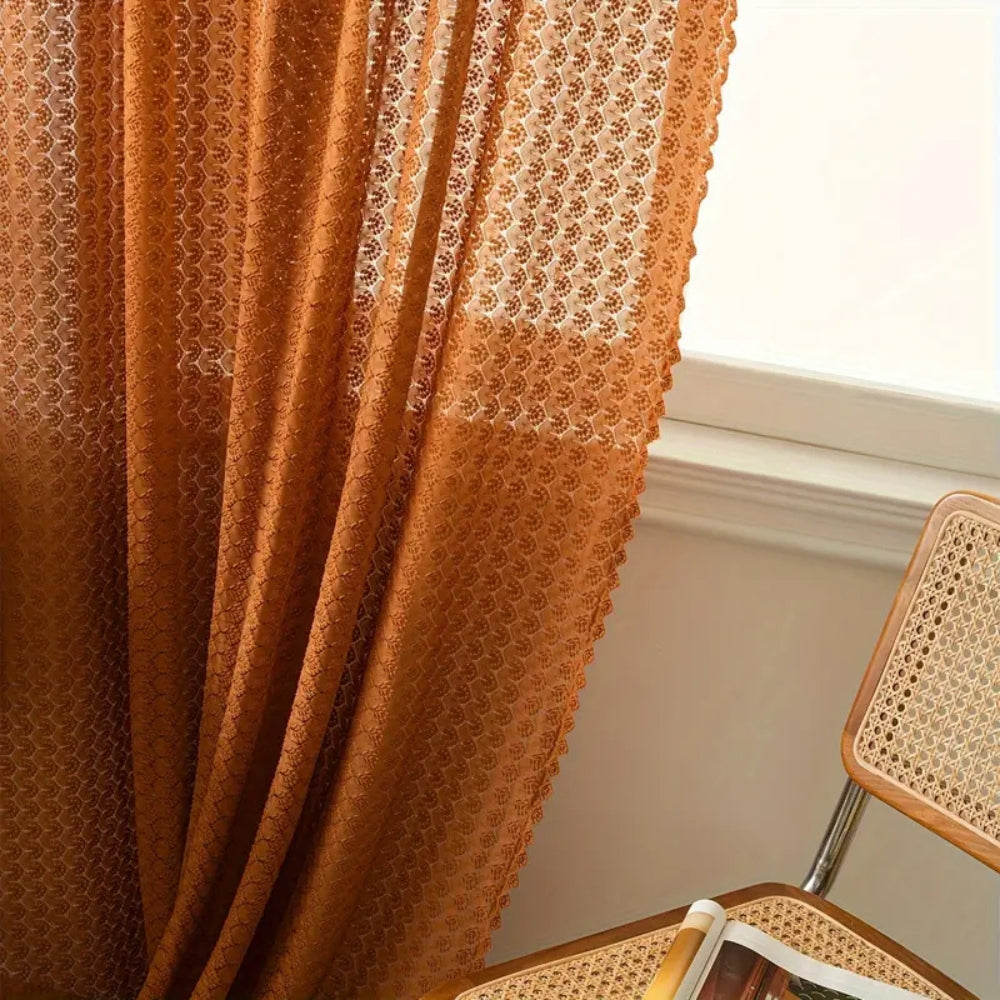 Häkelgardin med detaljerat virkare i bohemisk stil