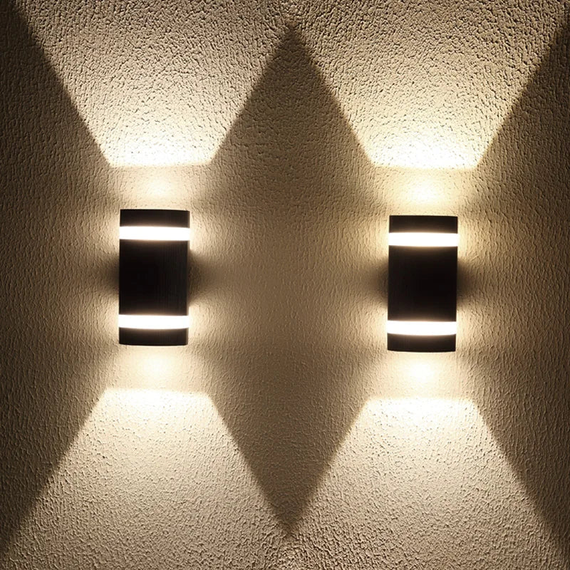 LED utomhusvägglampa svart cylindrisk design