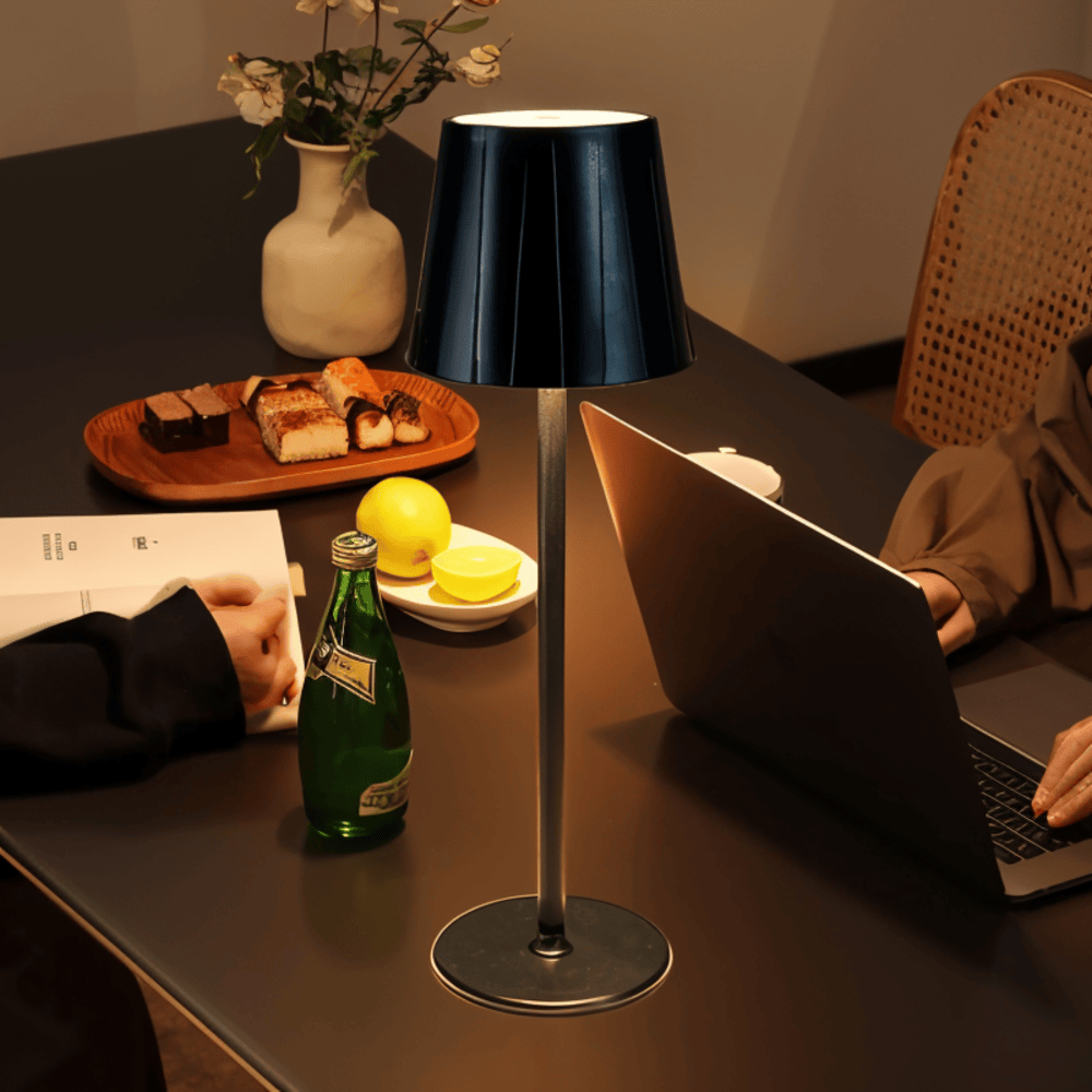 AcrylLume- Sladdlös LED-Bordslampa med Veckad Inspiration