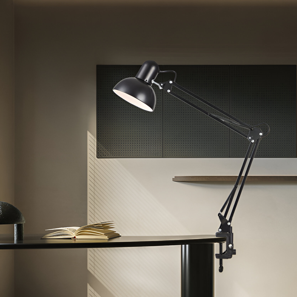 Justerbar Clip-On Skrivbordslampa med Lång Arm för Hemmet och Kontoret