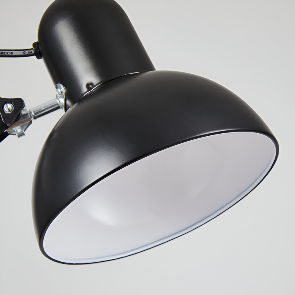 Justerbar Clip-On Skrivbordslampa med Lång Arm för Hemmet och Kontoret