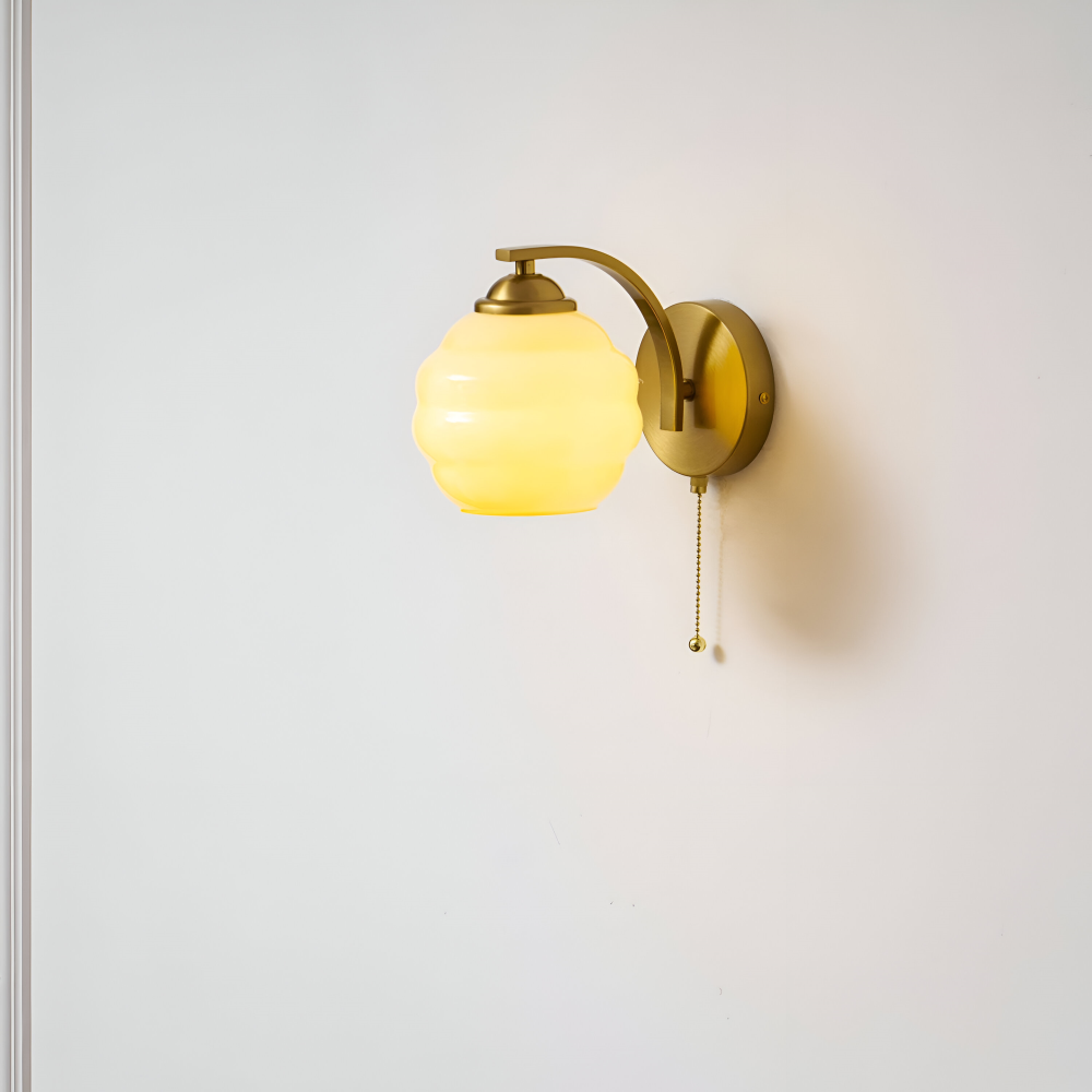 Vägglampa Art Deco-stil – Guld och krom – Vit glasglob – E27-fattning – Ø 15 cm