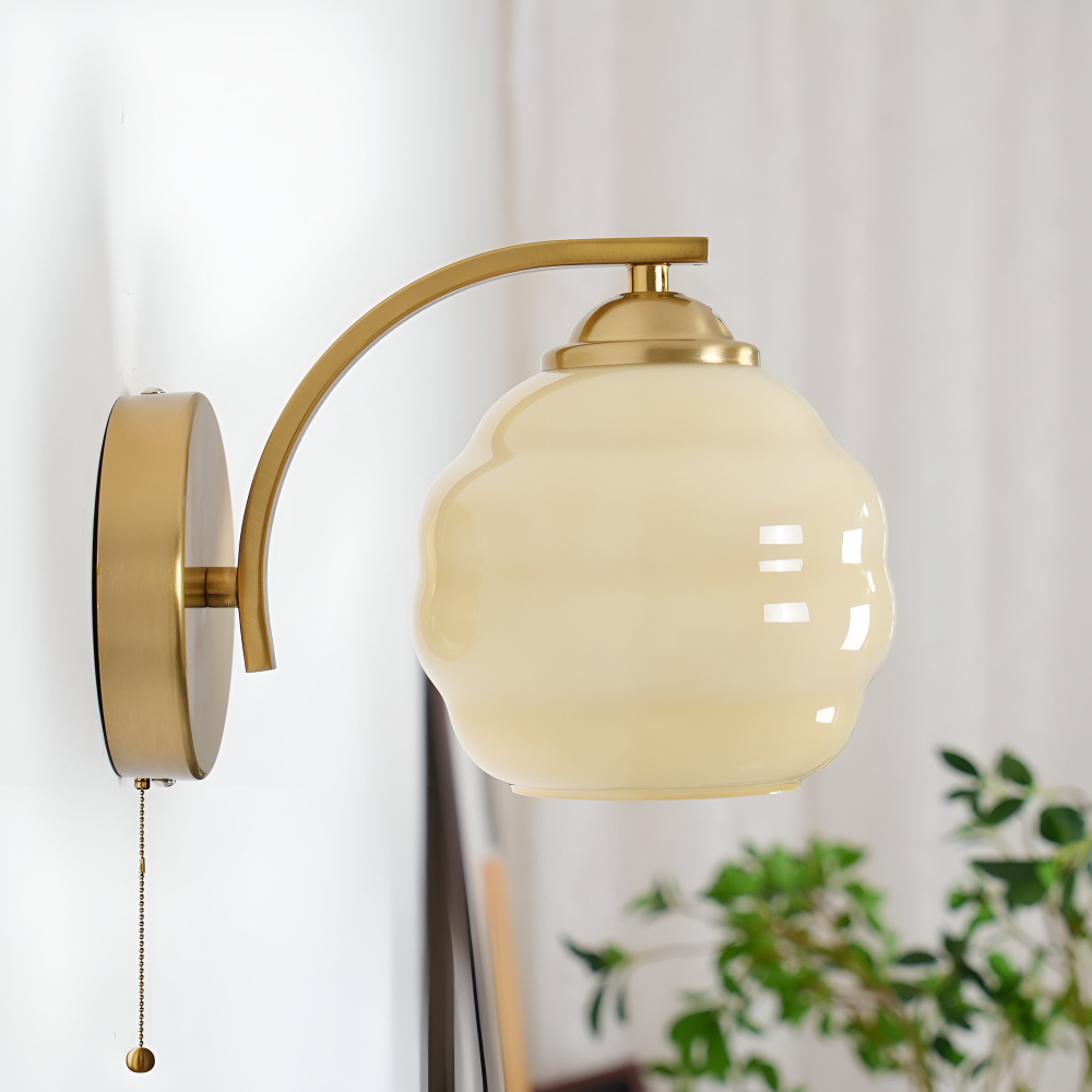 Vägglampa Art Deco-stil – Guld och krom – Vit glasglob – E27-fattning – Ø 15 cm