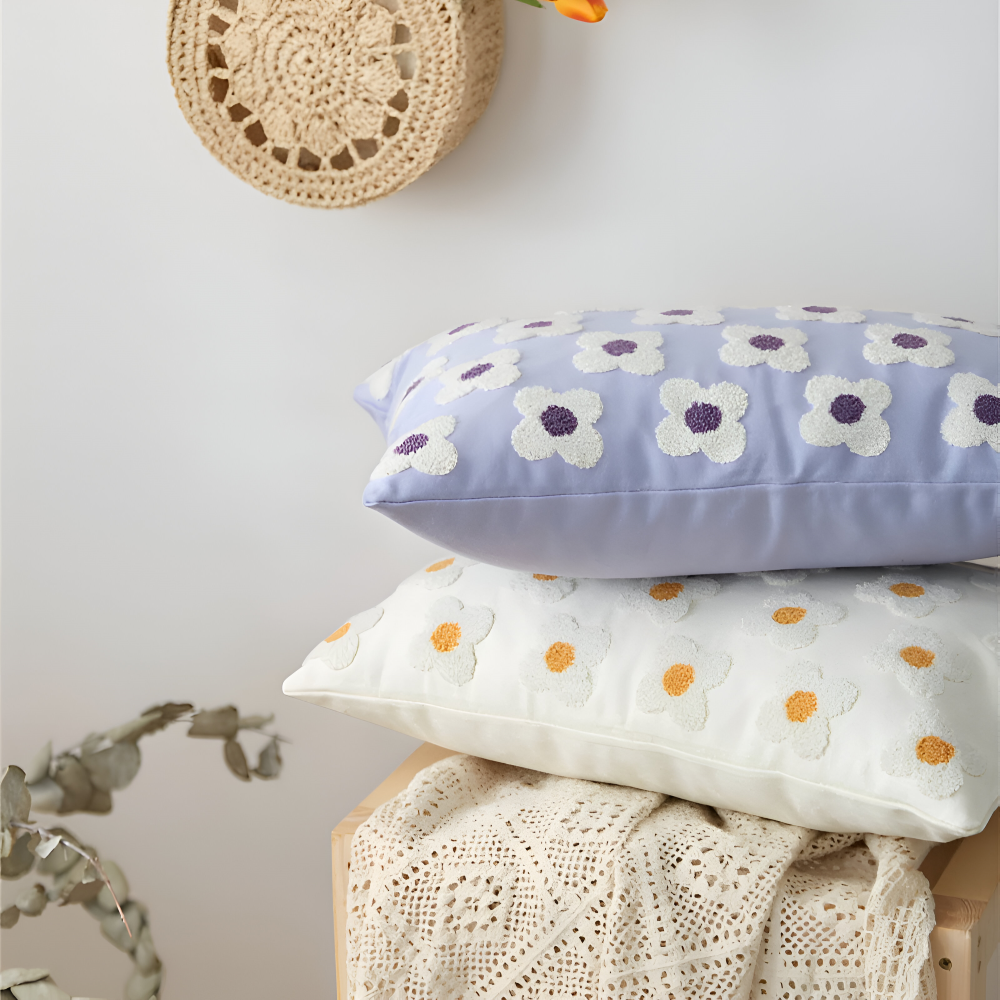 Blooma Soffkuddar - Broderade Fyrkantiga & Rektangulära Blomkuddöverdrag