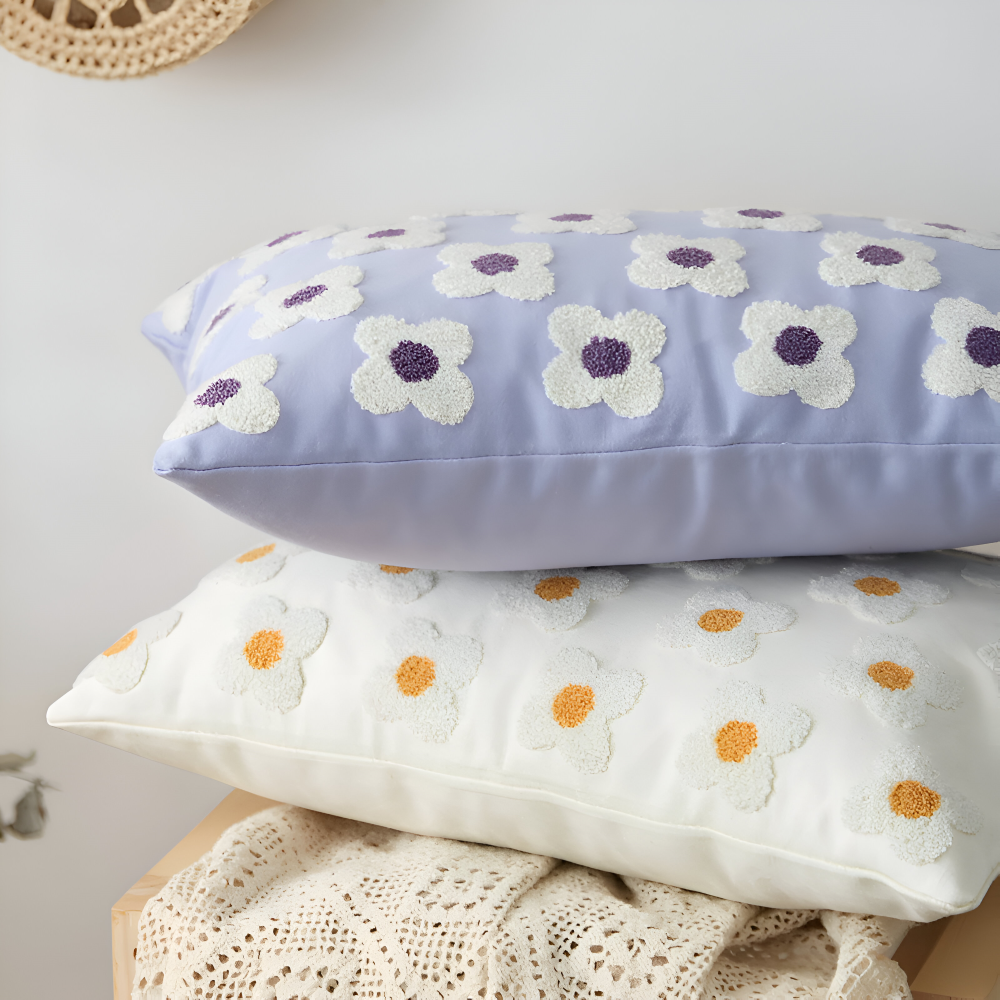 Blooma Soffkuddar - Broderade Fyrkantiga & Rektangulära Blomkuddöverdrag