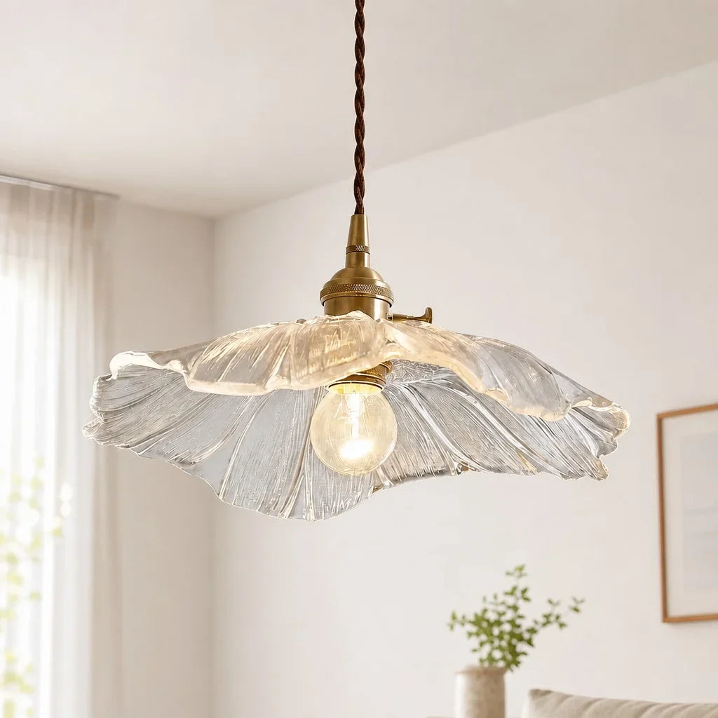 Taklampa I Vintageglas Med Blomformad Skärm