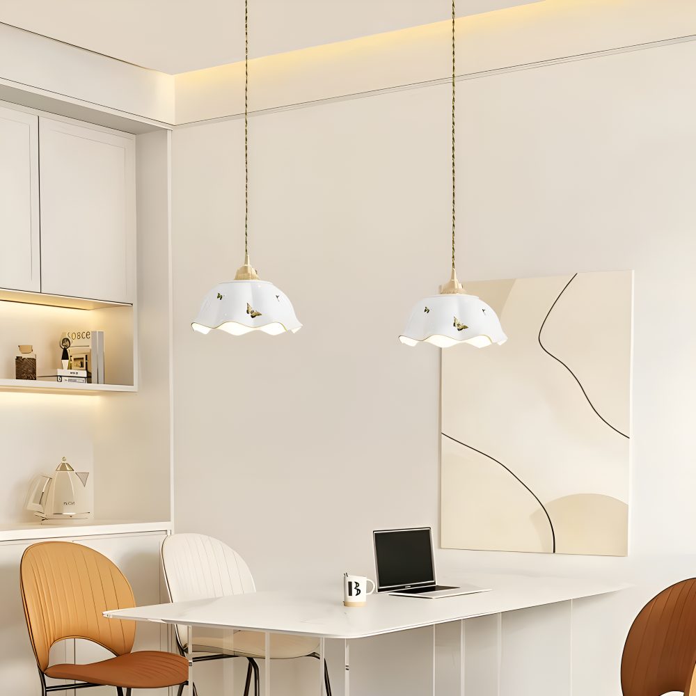 ChicBliss Taklampa - Charmig Fjäril Keramik LED Hänglampa