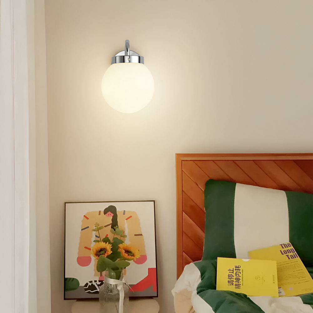 Samtida Klotformad Randig Glasvägglampa - LED Vägglampa med Järndetaljer för Vardagsrummet
