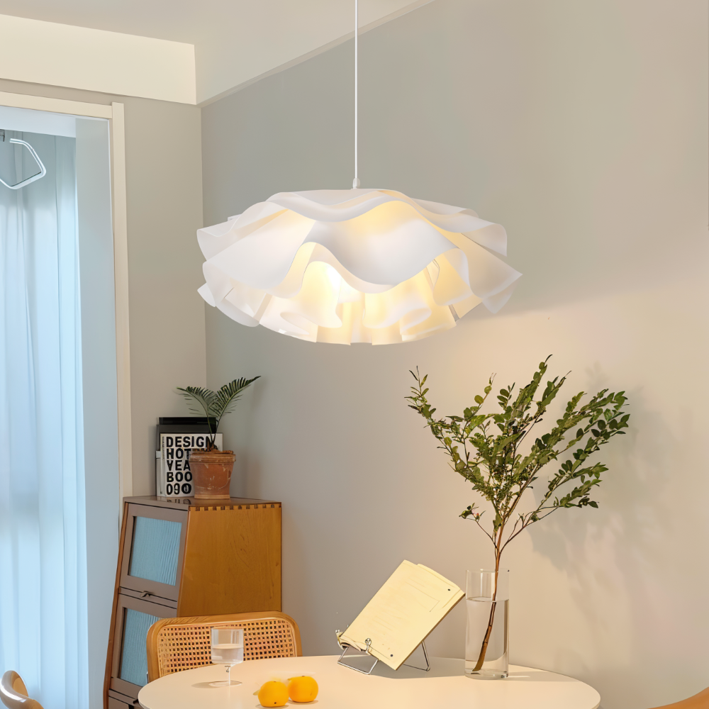 CorollaFlash Pendellampa – Elegant designerhänglampa med blombladsliknande utseende