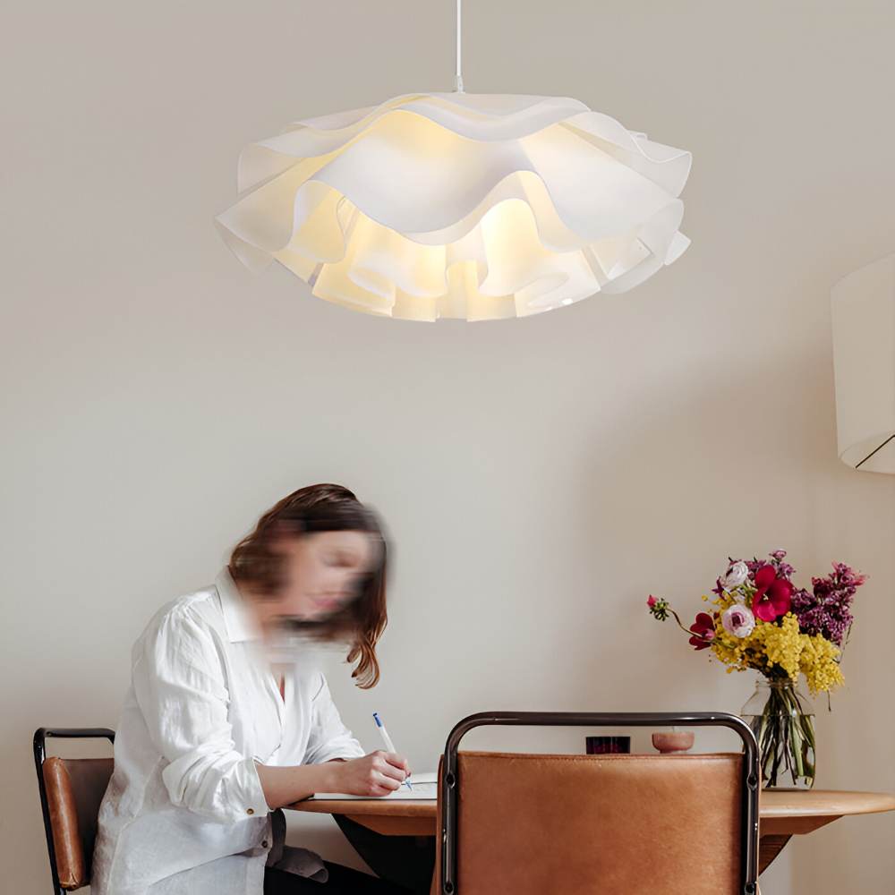 CorollaFlash Pendellampa – Elegant designerhänglampa med blombladsliknande utseende