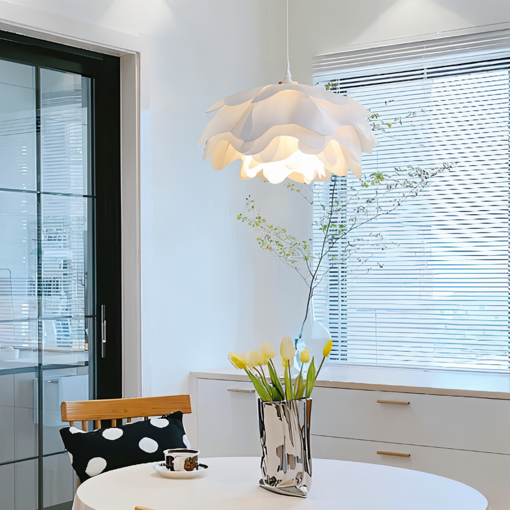 CorollaFlash Pendellampa – Elegant designerhänglampa med blombladsliknande utseende