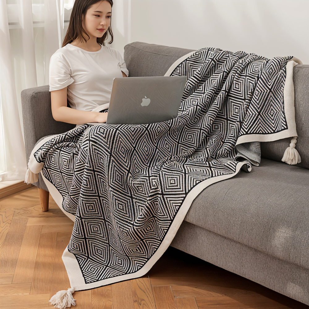 DecoDiamond Pläd - Svart Vit Geometrisk Polyester Fleece Täcke