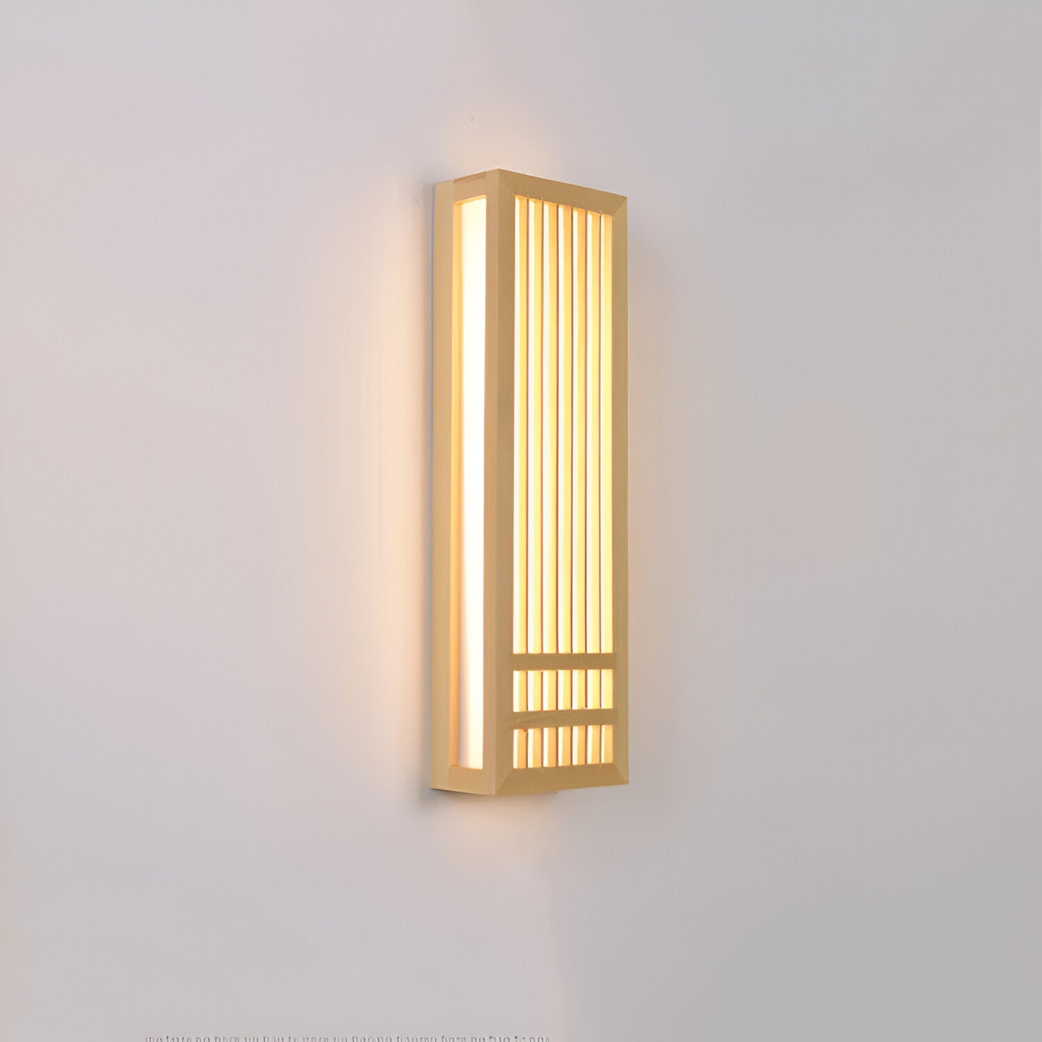 DoaGlow Japansk Vägglampa av Trä - Modern Japansk Belysning av Trä och Akryl