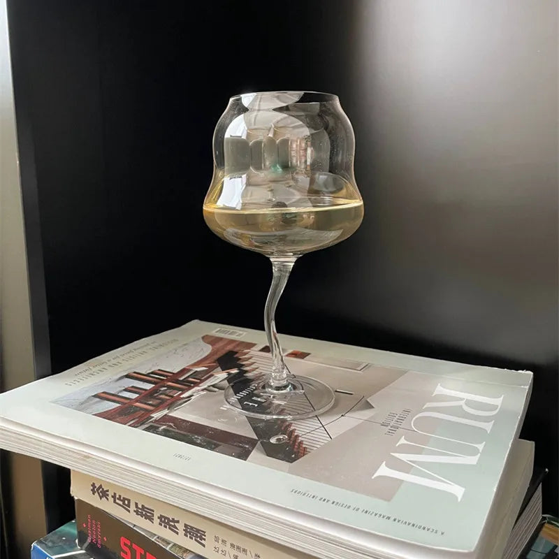 Elegant retro vinglas - böjt glas för cocktails och vin 0