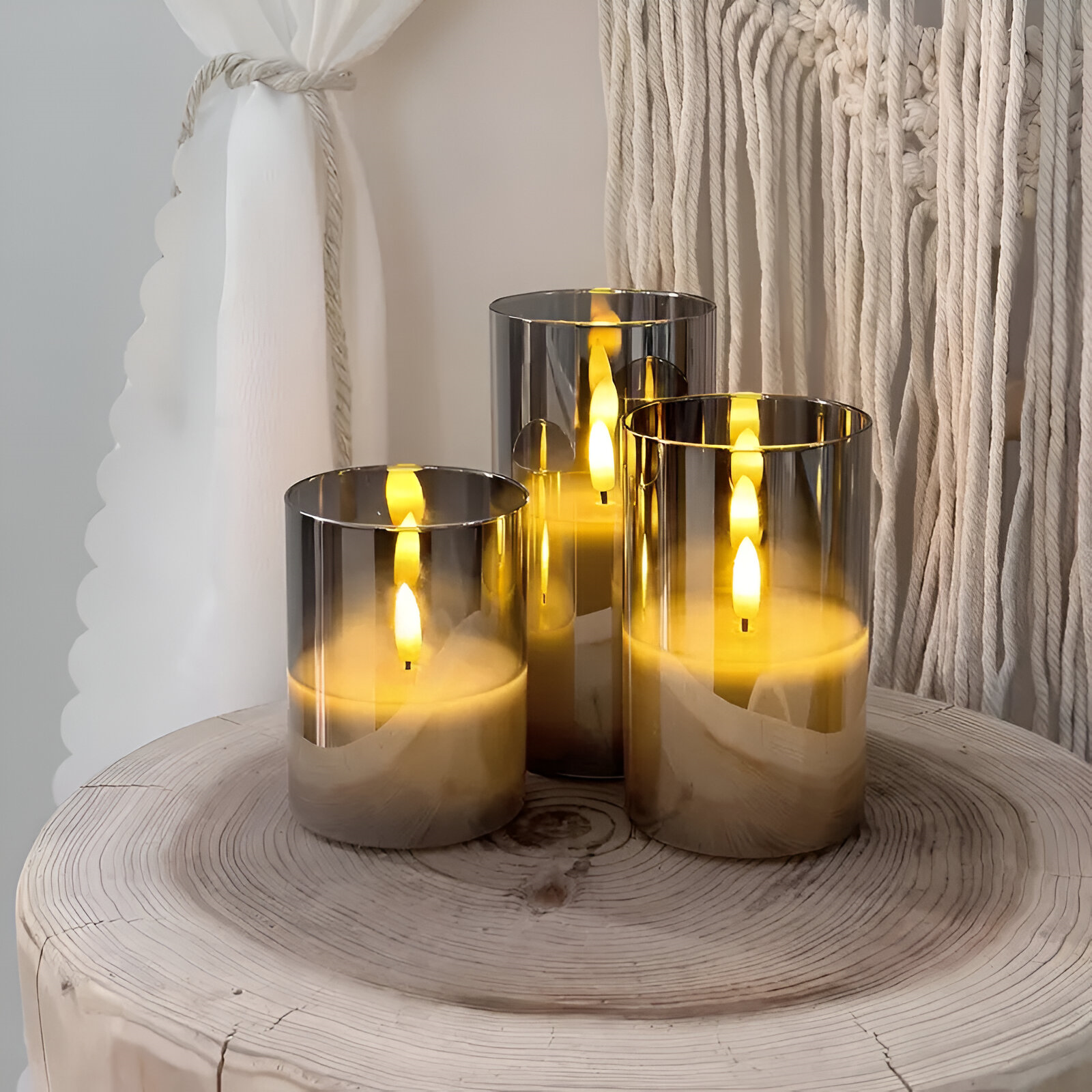 Flamefria LED-ljus för Halloween och Jul - Säker, Realistisk Belysning för Festliga Tillfällen