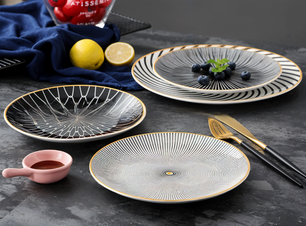 GeoChic Tallrikskollektion - Tallrikar med Geometriskt Mönster - Porslinstallrikar - Porslin