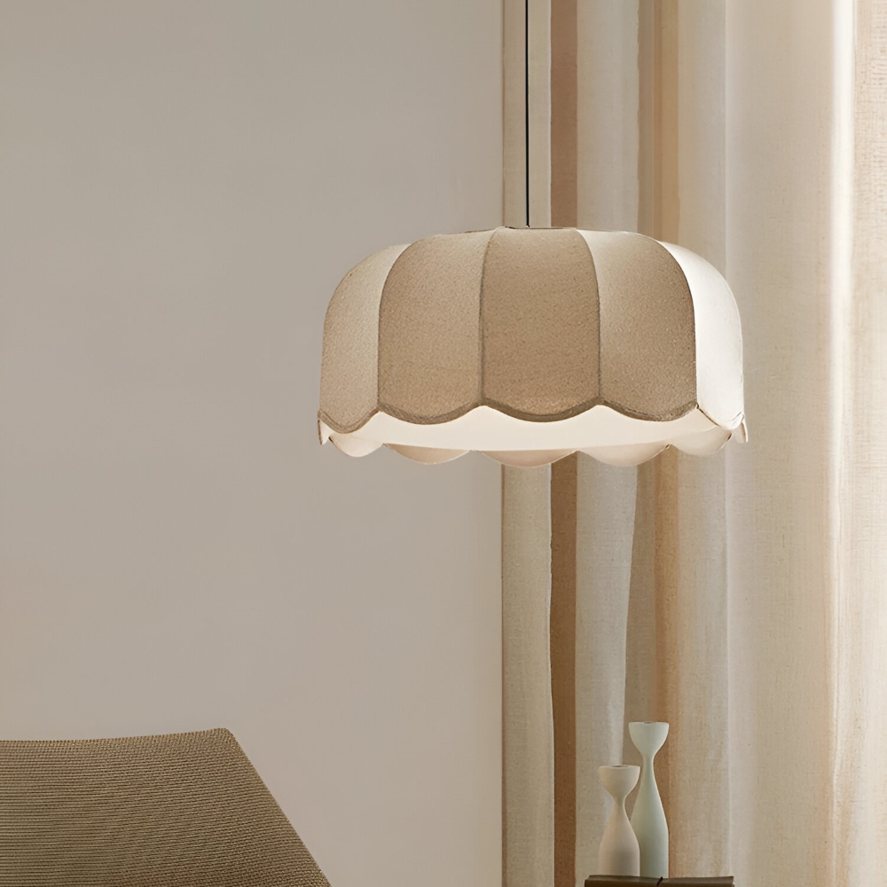 Beige Pendellampa i Tyg – Handgjord, Justerbar, Vågig Design, 45–60 cm