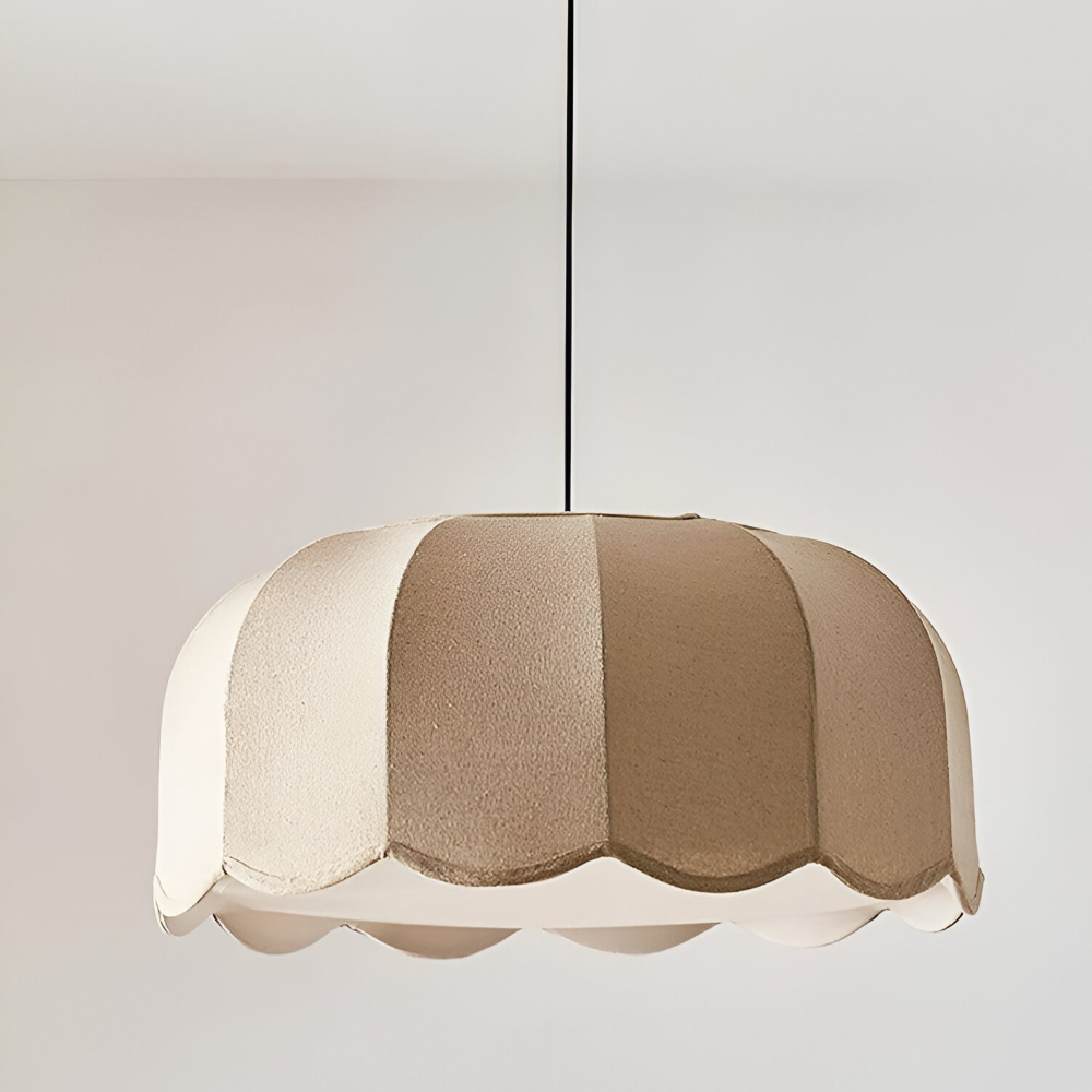 Beige Pendellampa i Tyg – Handgjord, Justerbar, Vågig Design, 45–60 cm