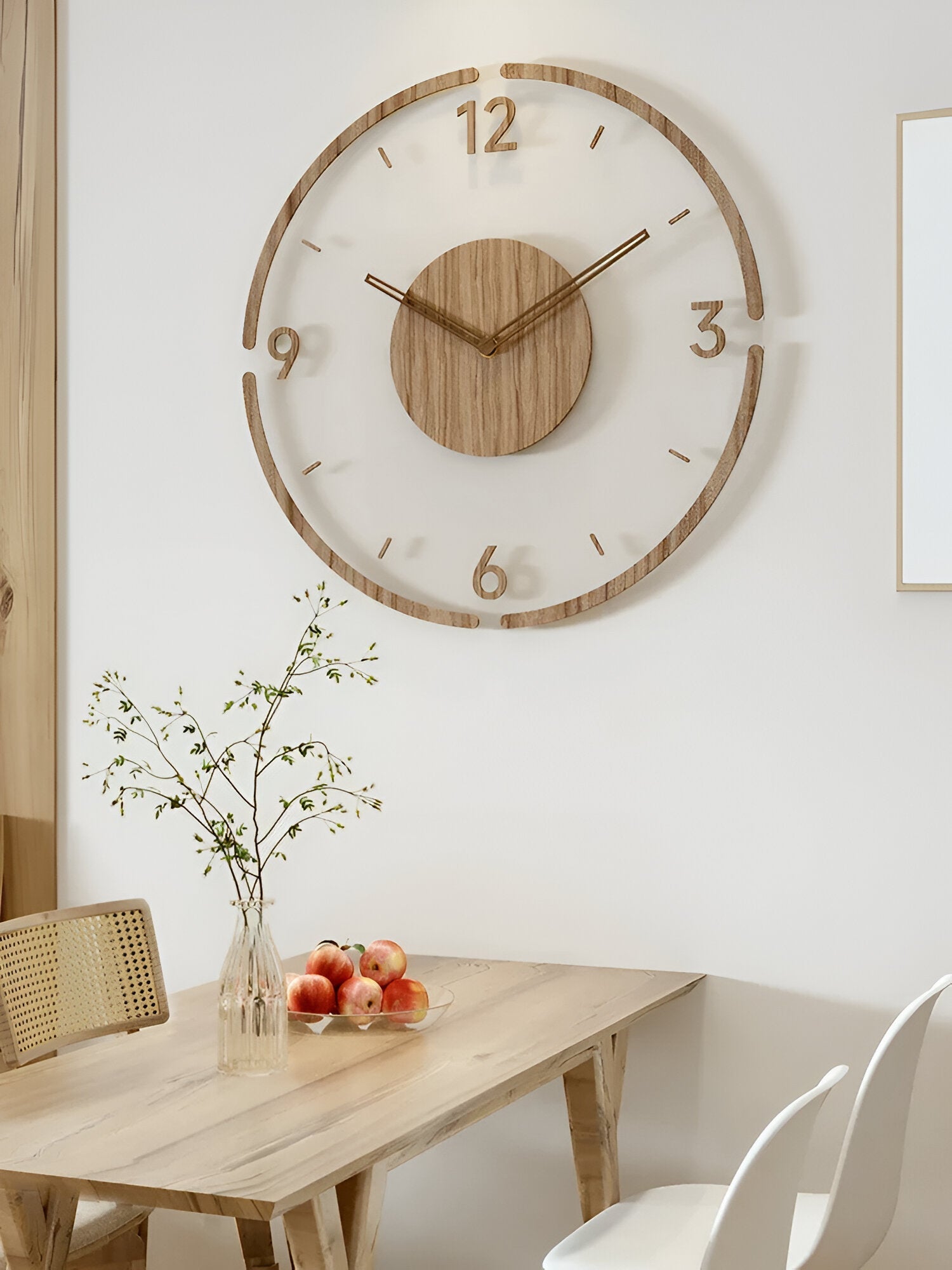 Clear O'Clock - Transparent Akryl & Trä Tyst Väggklocka