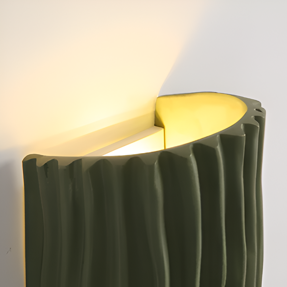 HuePleat Vägglampa - Kurvig Plisserad Resin V ägglampa - Upp- och Nedåtriktade V ägglampor