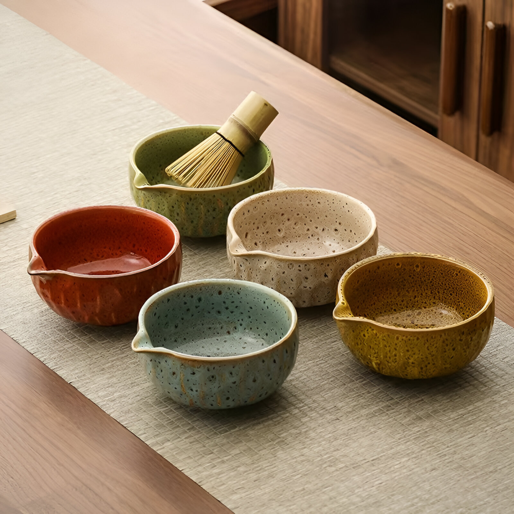 Autentiskt Japanskt Te Set för Matcha – 5-delat Tillbehör med Handgjord Keramikskål, Sil & Bambuske