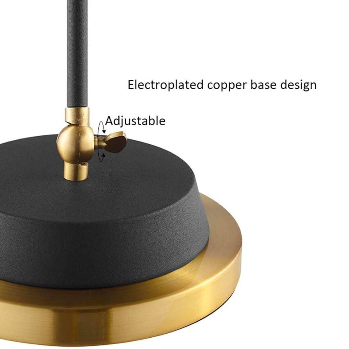 Sidovy av modern vägglampa i järn med riktat ljus