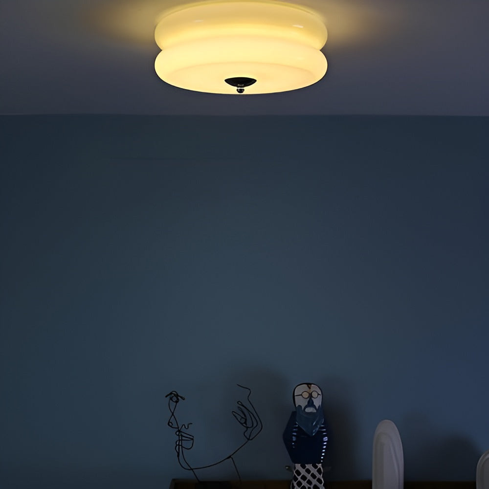 BauhausGleam - Taklampa i Krämfärgat Glas - Rund Utanpåliggande LED-Lampa
