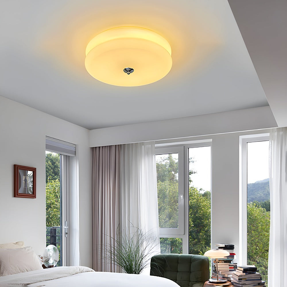 BauhausGleam - Taklampa i Krämfärgat Glas - Rund Utanpåliggande LED-Lampa
