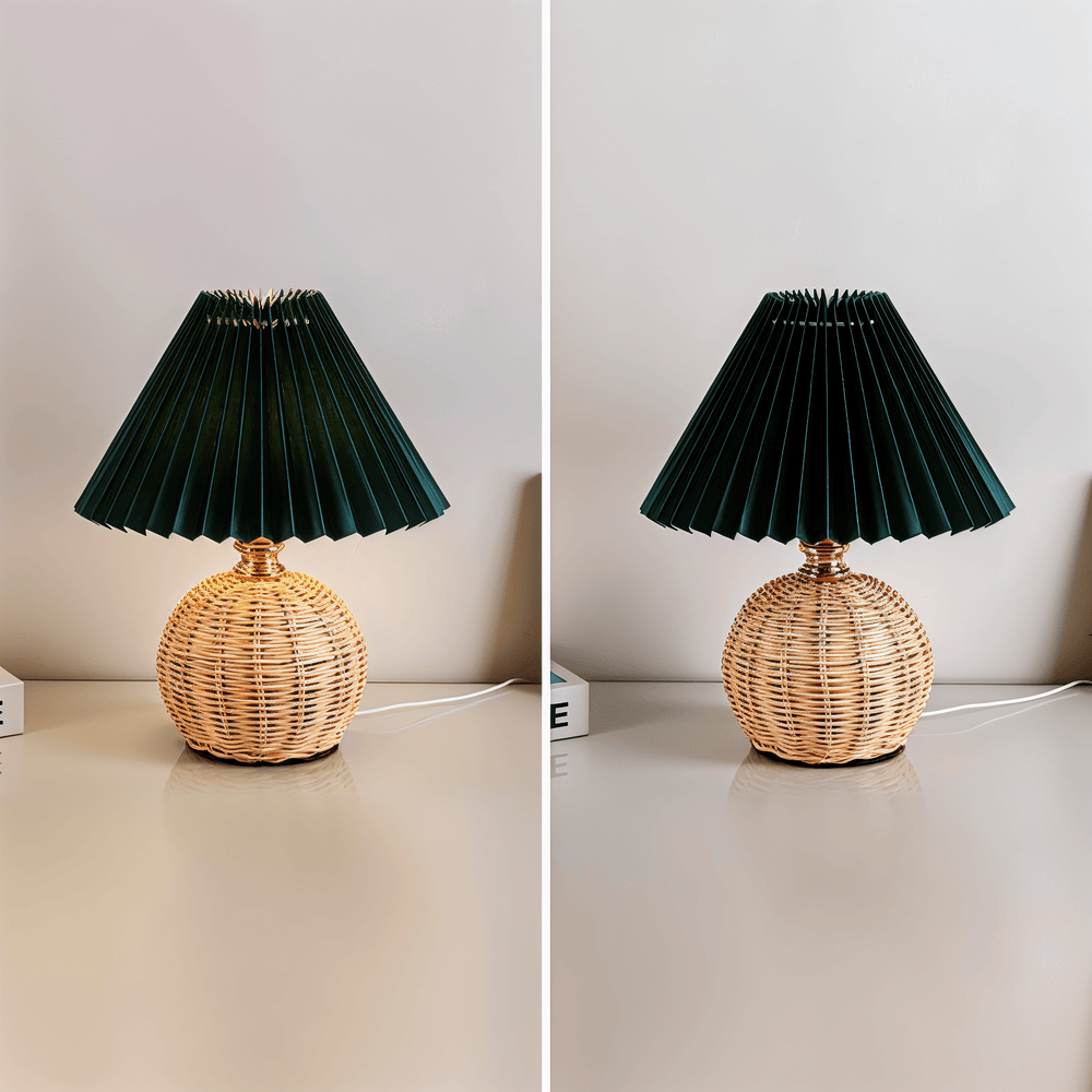 Brolly Plisserad Bordslampa - Retro Rottinglampa - Konisk Bordslampa