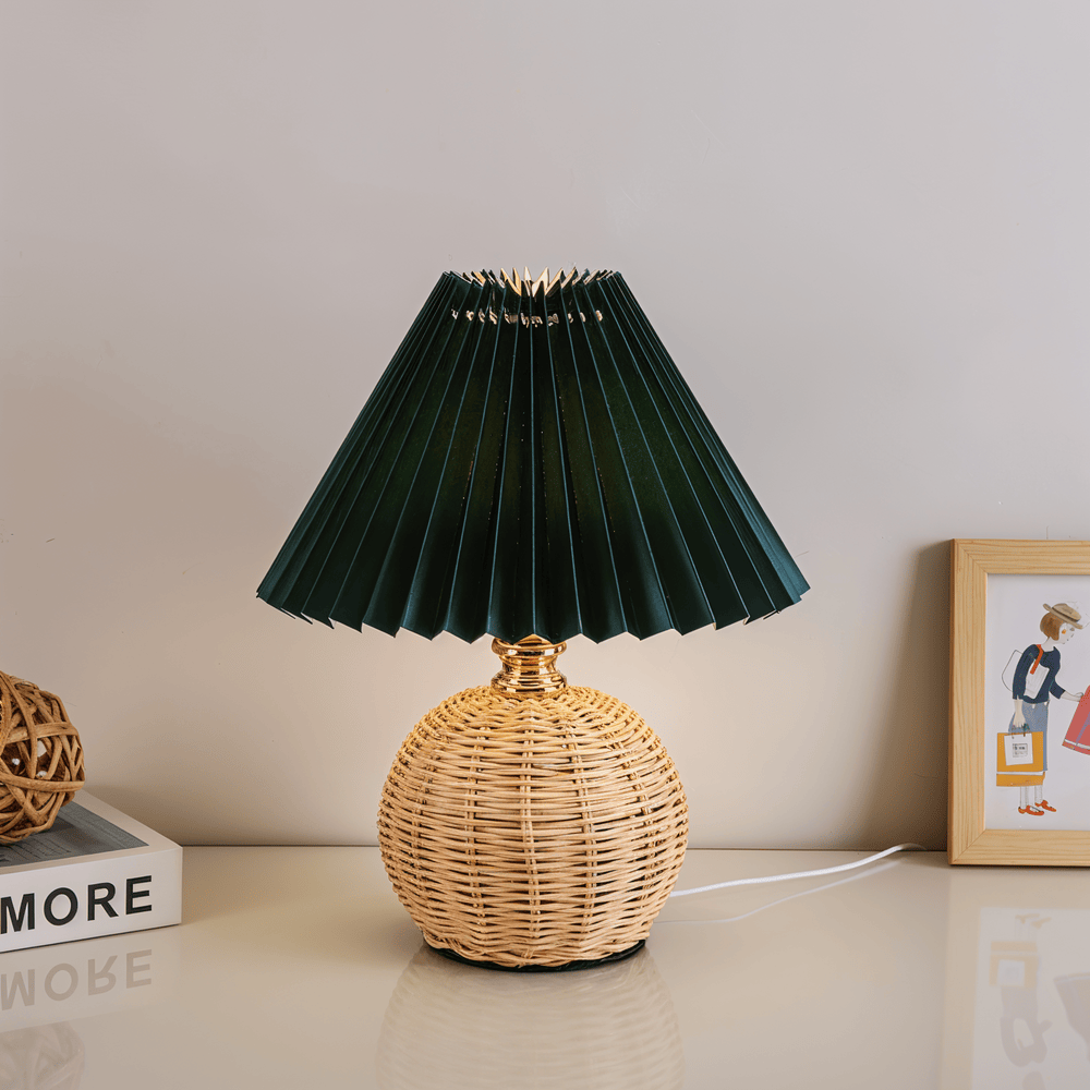 Brolly Plisserad Bordslampa - Retro Rottinglampa - Konisk Bordslampa