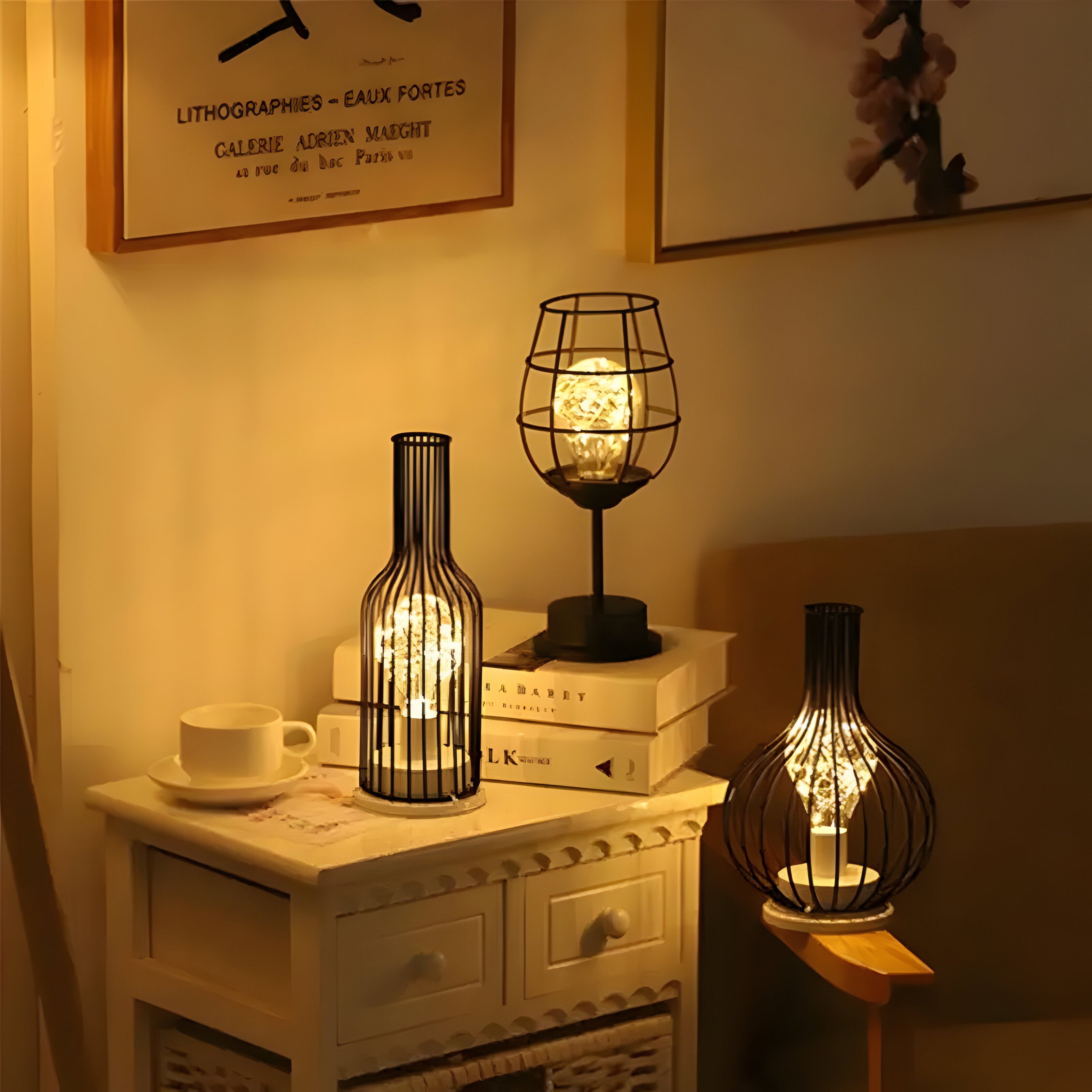 DecanterLume Bordslampa - Modern Skrivbordslampa med Svart Vinflaska