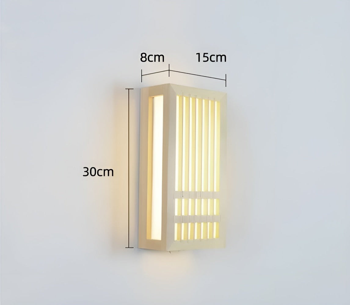 DoaGlow Japansk Vägglampa av Trä - Modern Japansk Belysning av Trä och Akryl