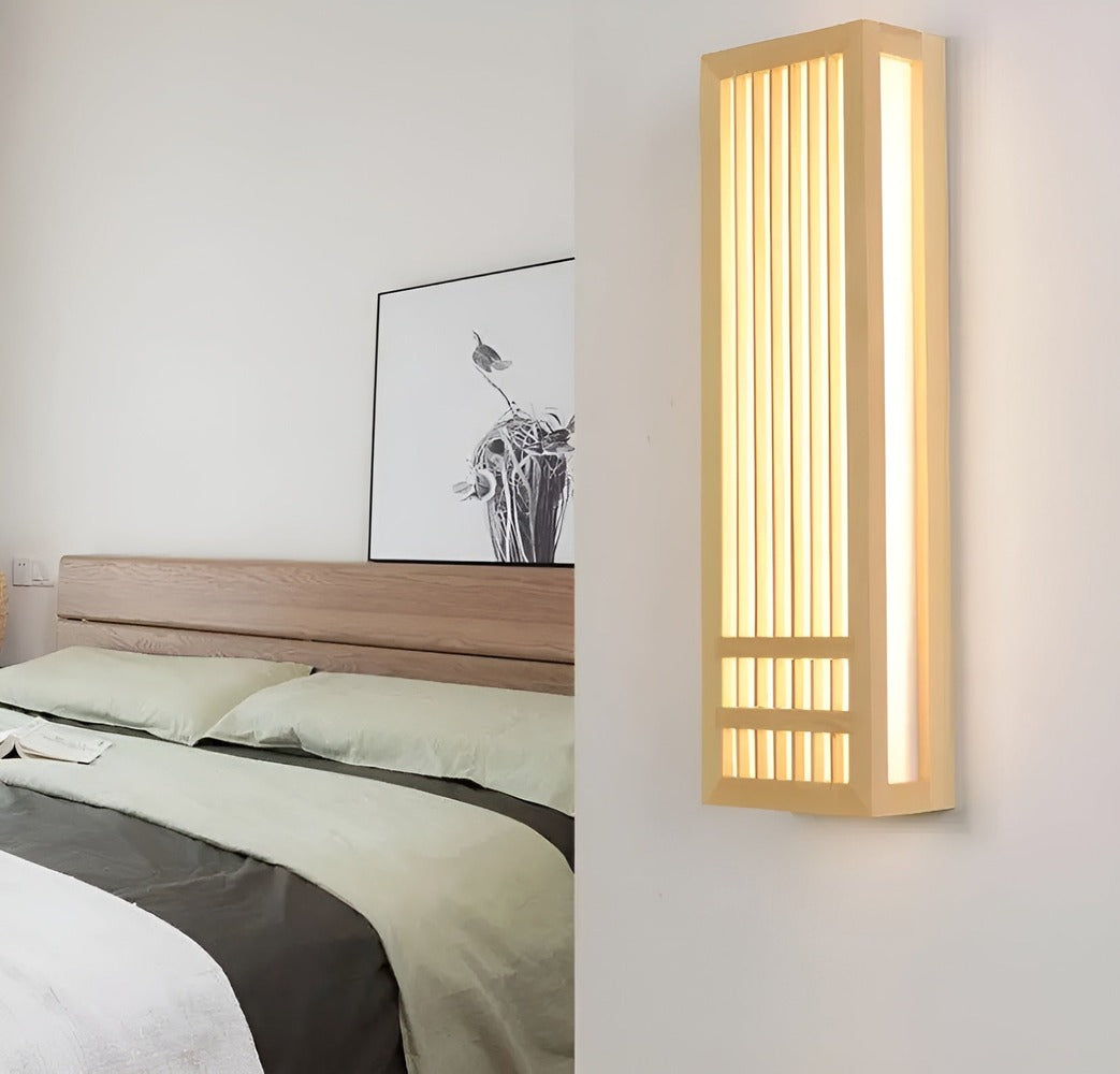 DoaGlow Japansk Vägglampa av Trä - Modern Japansk Belysning av Trä och Akryl