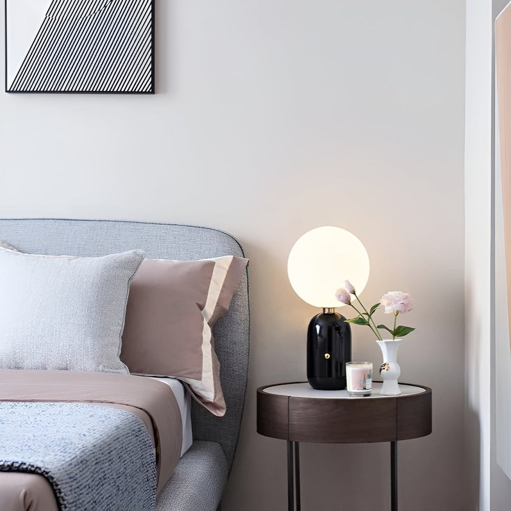 GleamSphere - Glasglobsbordslampa Med Dimbart Ljus