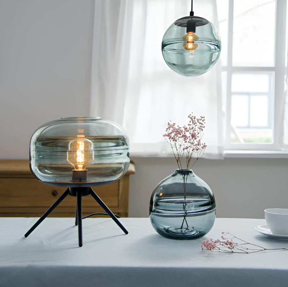GlossiQuad Bordslampa - Vintage Dome Quadpod Design E27 Glas Skrivbordslampa