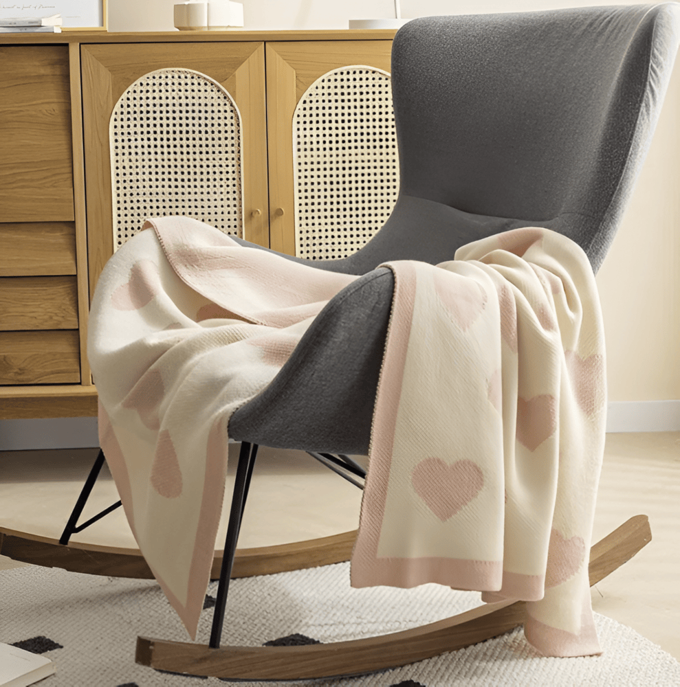 HeartiKnit Plaid - Snygg Fleecefilt med Hjärtmönster
