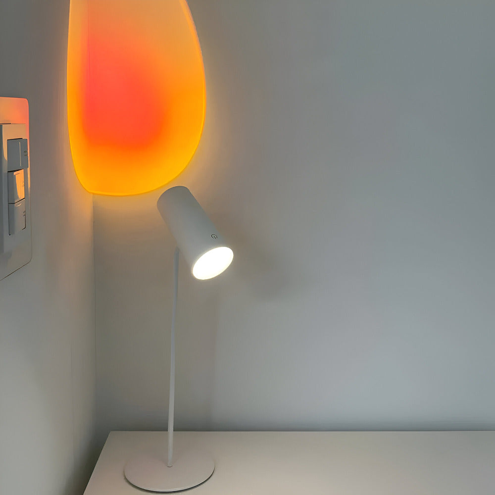 Justerbar Minimalistisk Bordslampa med Olika Ljusinställningar