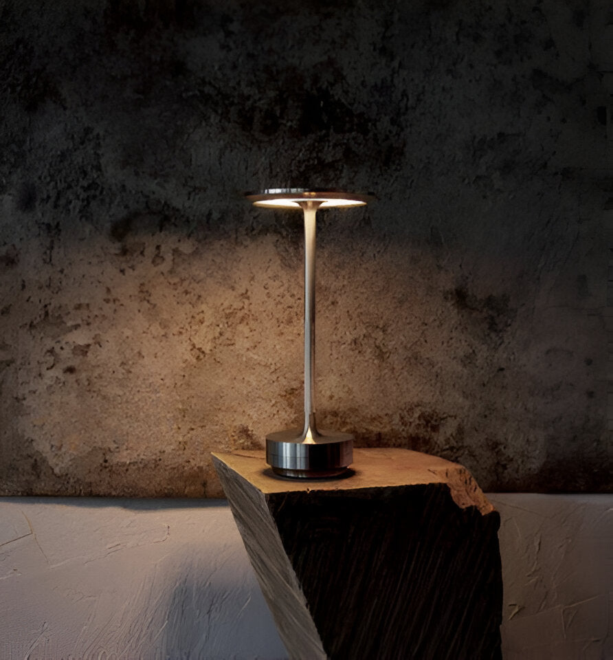 Trådlös bordslampa i aluminium för stämningsfull belysning - 3 ljuslägen