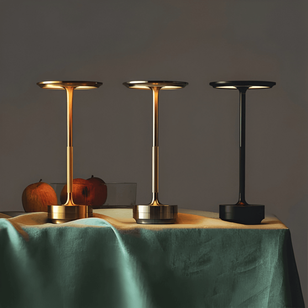 LumaLight Sladdlös Designlampa: USB-Laddningsbar, Touchstyrd Bordslampa för Stämningsbelysning