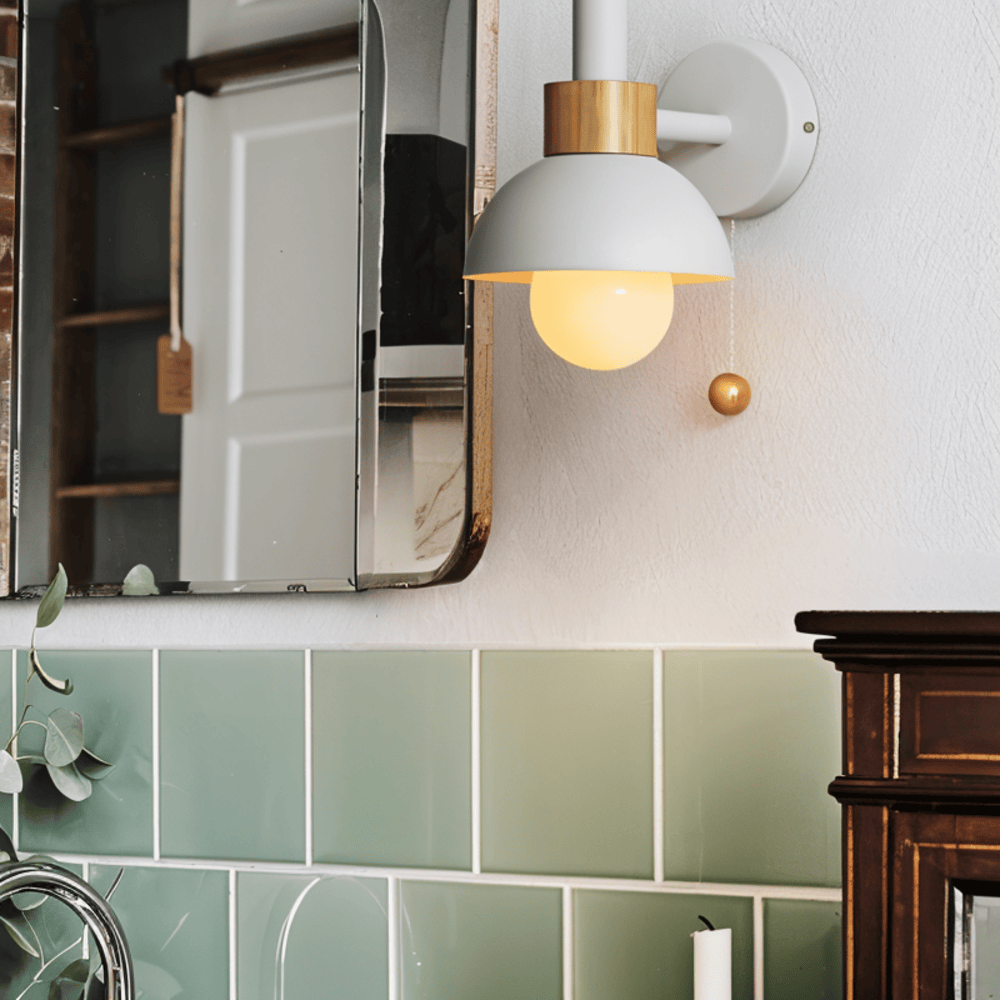PastelPop Vägglampa - Wood Macaron Vägglampa i Järn med Dragströmbrytare