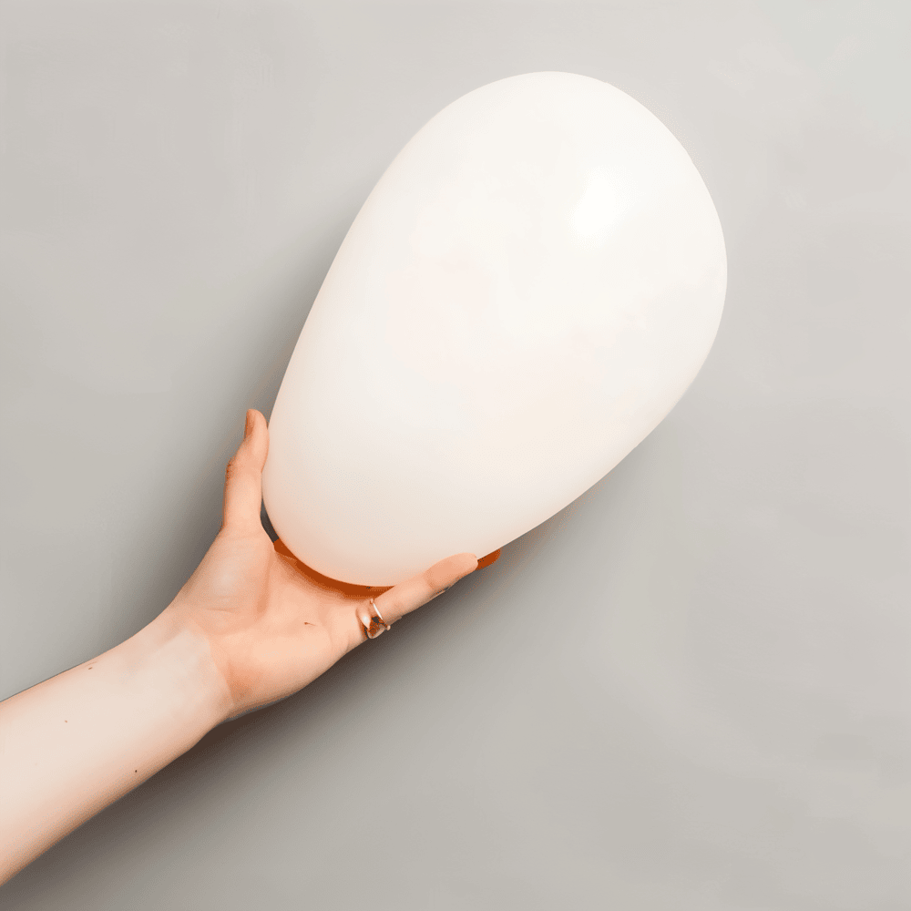 PebbleHue WallLight - Lysande LED-Vägglampa av Glas i Nordisk Stil