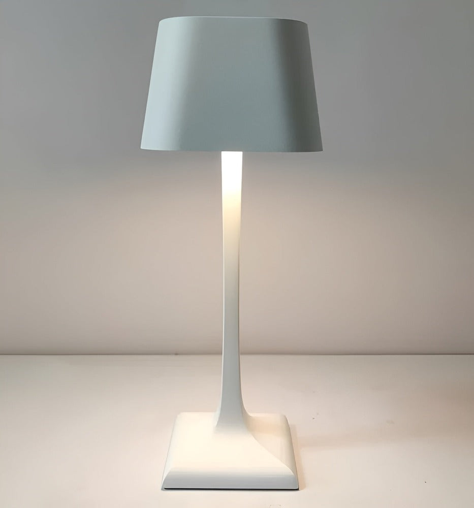 QuadMini Bordslampa - Kvadratisk LED-lampa i Aluminium
