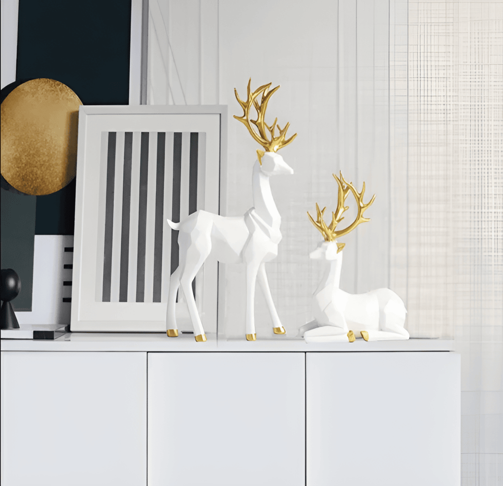 Renfigur - dekorationsset med renar i harts