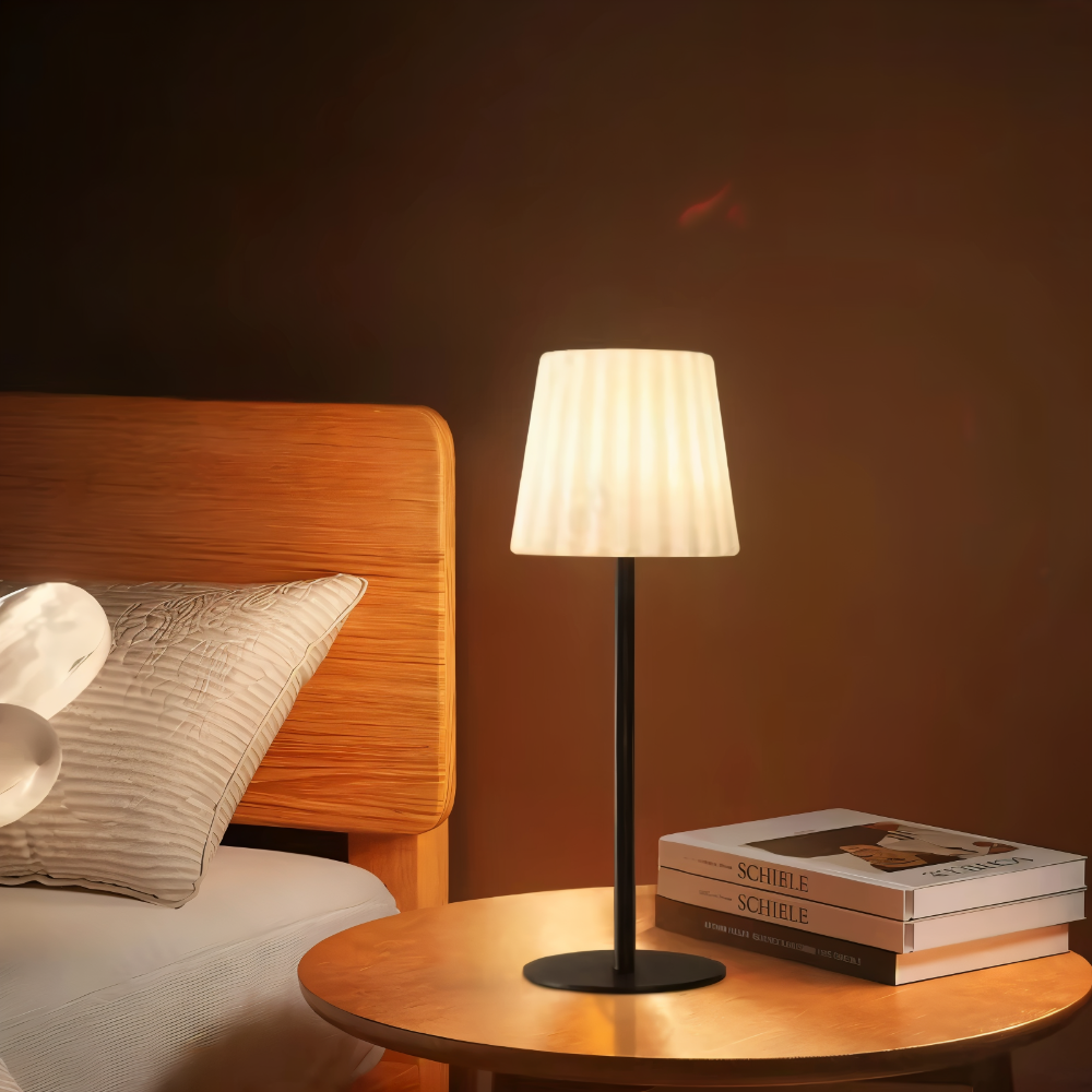 RibbeGlo Bordslampa - Kompakt & Robust LED Nattljus med Fjärrkontroll