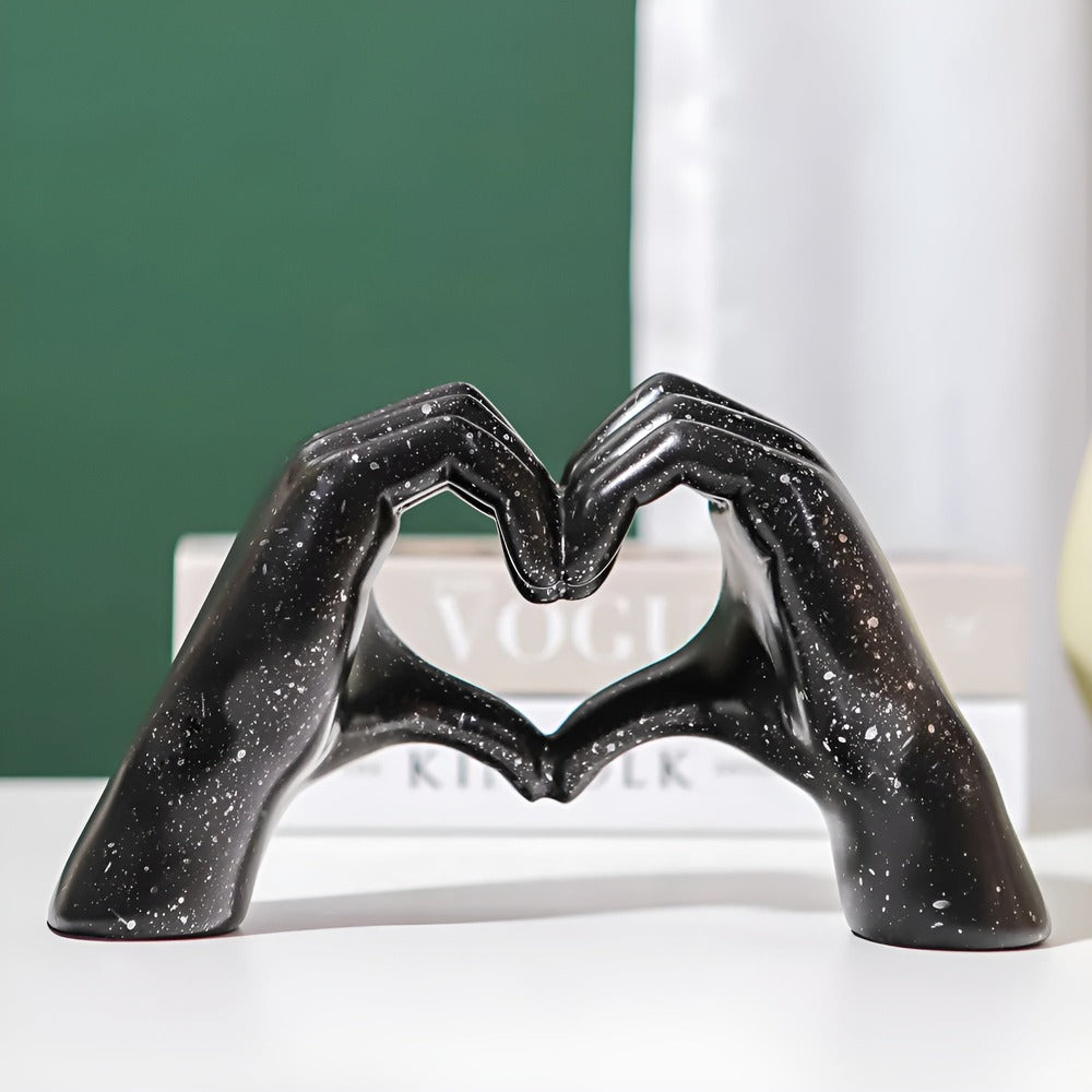 Sculpted Love - Modern Handhållen Kärleksfigur för Tidlös Romantik