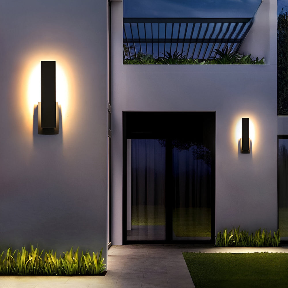 SimpliBlack Vägglampa - Vattentålig Aluminium Trädgårdsbelysning - Minimalistisk Vägglampa för Utomhusbruk