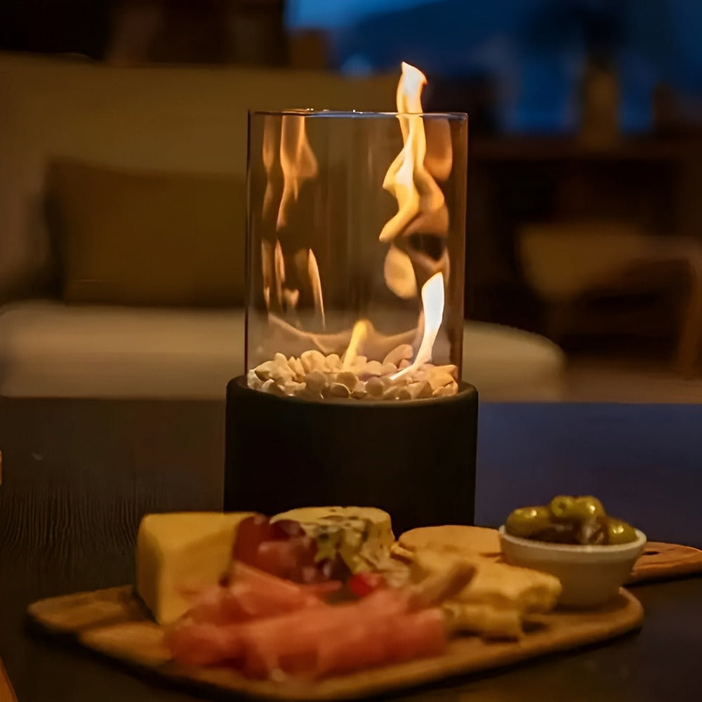 SleekFlame - Snyggt Svart Metallunderrede Bord Öppen Spis