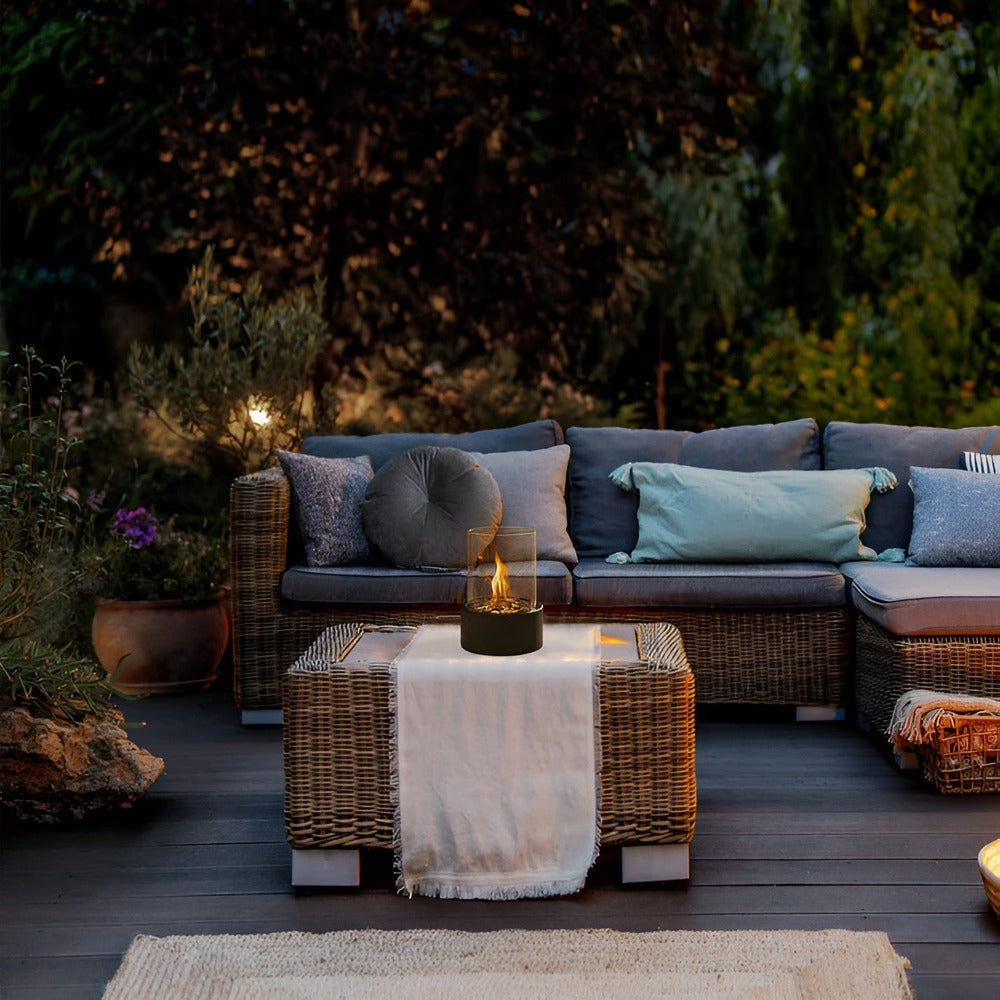 SleekFlame - Snyggt Svart Metallunderrede Bord Öppen Spis