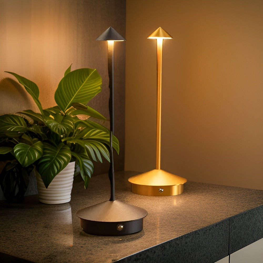 Smart VersaLight - Uppladdningsbar LED-lampa med Touchfunktion för Estetiska Rum